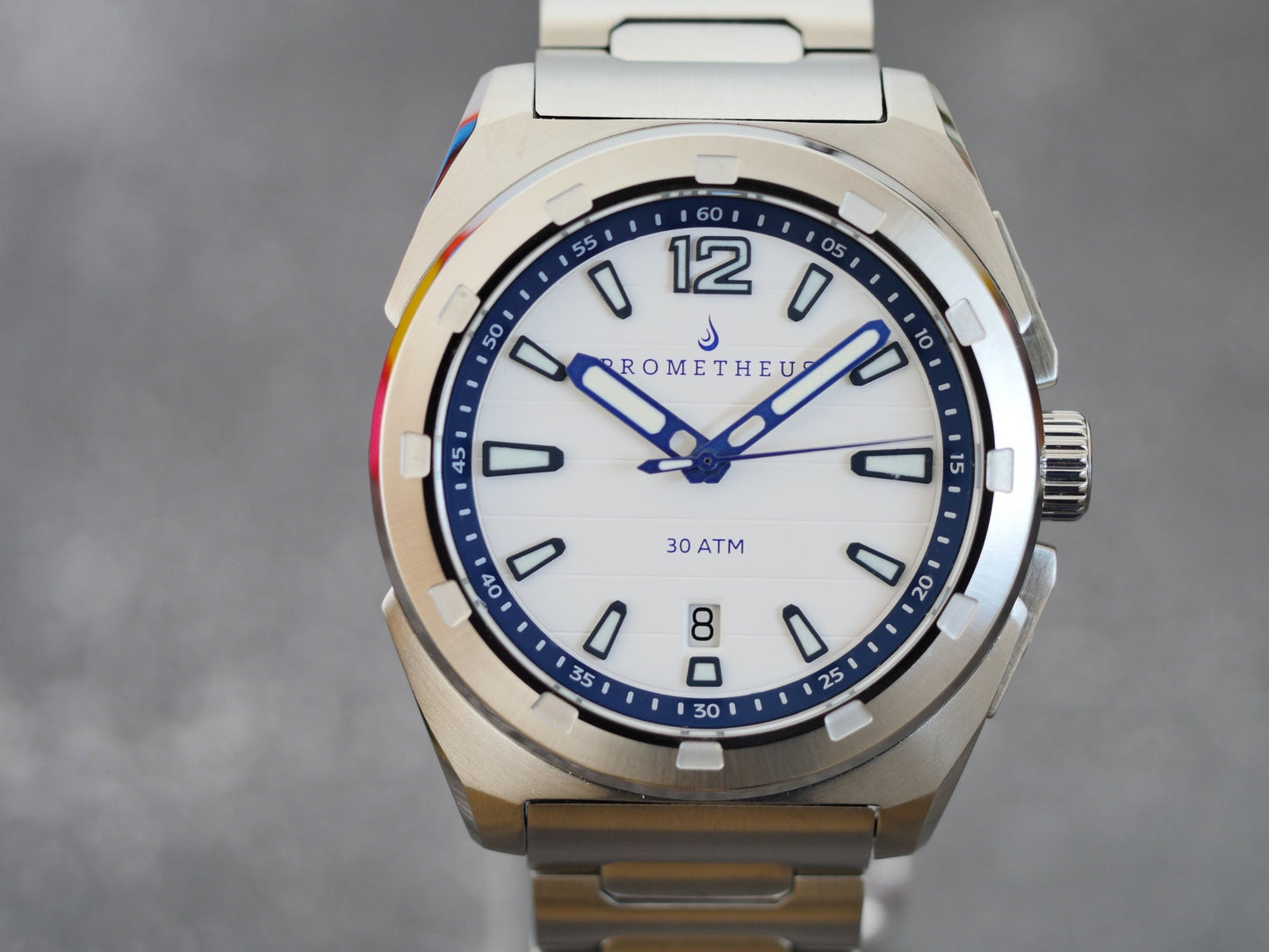 Prometheus Jamanta White - Dial Date