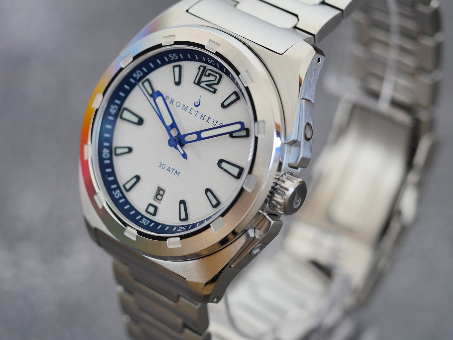 Prometheus Jamanta White - Dial Date